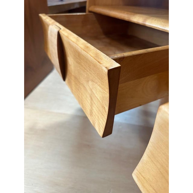 Pair of Heywood Wakefield 'Kohinoor' Nightstands For Sale In Boston - Image 6 of 14