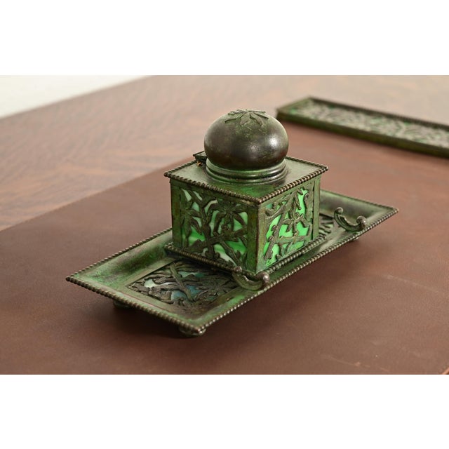 Tiffany Studios Apollo Studios New York Arts & Crafts Grapevine Pattern Bronze and Slag Glass Inkwell With Pen Holder For Sale - Image 4 of 14