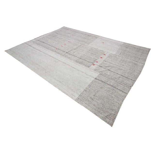 1960s Vintage Gray Kilim Rug- 7′6″ × 10′4″ For Sale - Image 4 of 7