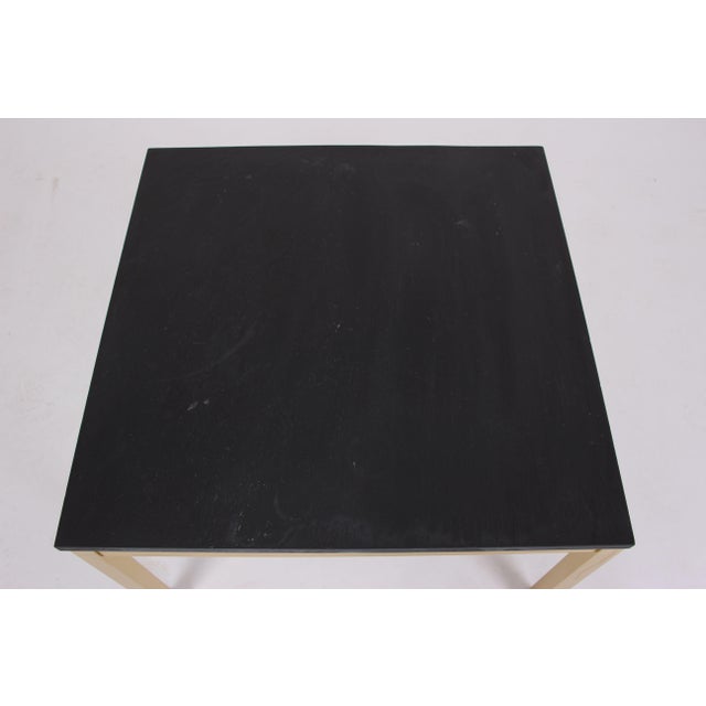1970s Coffee Table in Brass-Coated Metal with a Black Slate Top, 1970s For Sale - Image 5 of 7