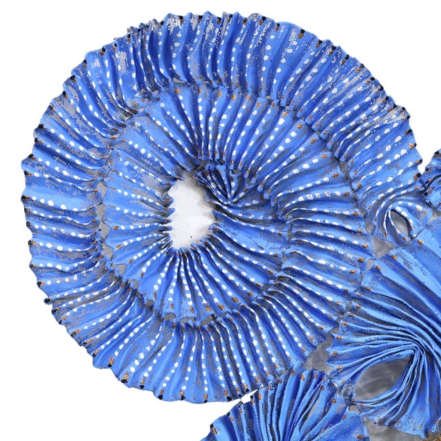 Sujoon Periwinkle Gold Ring - Original Large-Scale Oversized Abstract Aluminum Mesh Wall Sculpture by Atticus Adams For Sale - Image 4 of 9