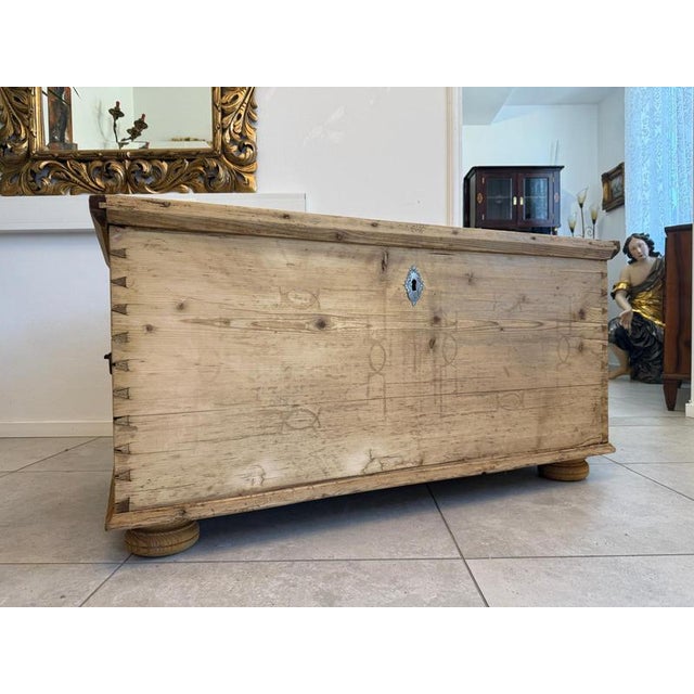 Brown Farmhouse Chest in Wood, 1850s For Sale - Image 8 of 10