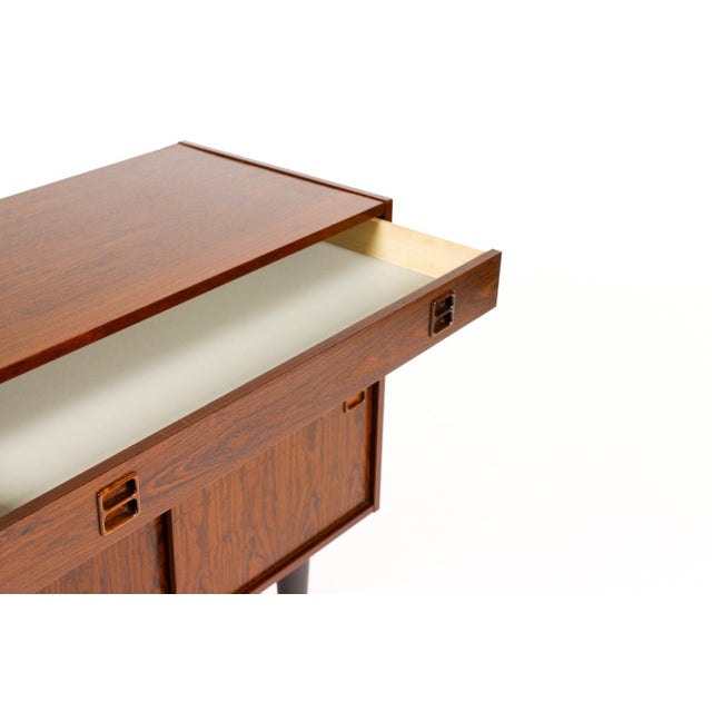 Brown 1960s Danish Modern Mid Century Compact Rosewood Credenza Sideboard — Sliding Doors + Shallow Drawer For Sale - Image 8 of 9