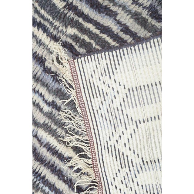 1960s Scandinavian Wool Rya Rug with Graphic Pattern, 1970s For Sale - Image 5 of 6
