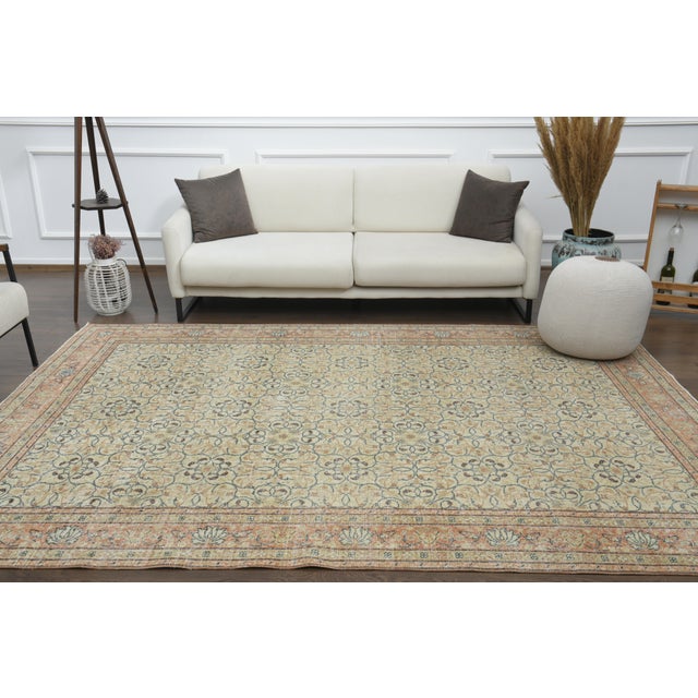 Mid-Century Modern 1970s Vintage Turkish Oushak Handmade Wool Cotton Beige Area Rug For Sale - Image 3 of 12