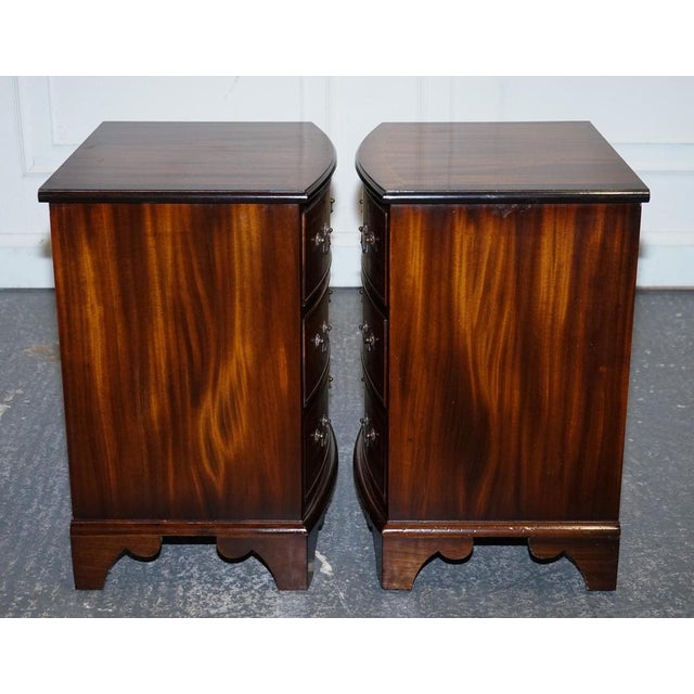 Vintage English Bedside Tables, Set of 2 For Sale - Image 14 of 17