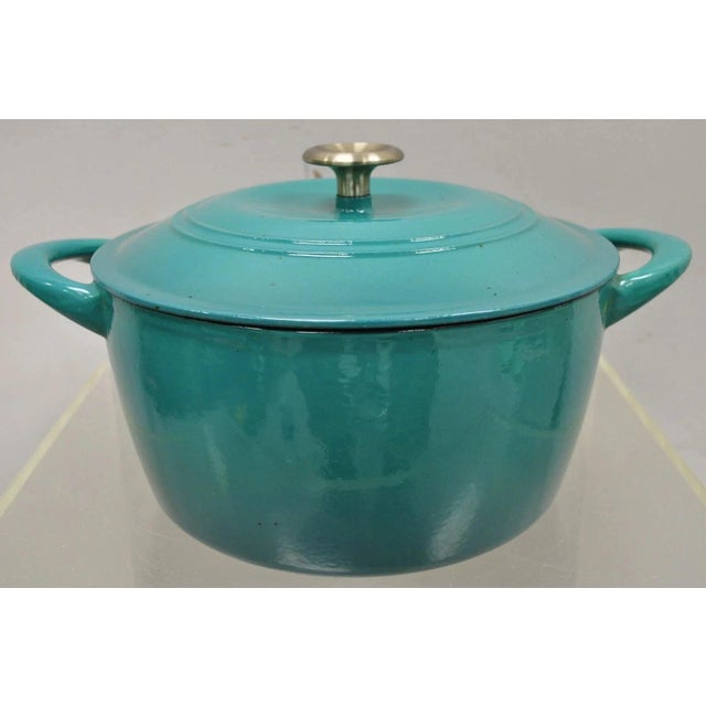 Mid Century Modern Style Green Cast Iron Dutch Oven 6.5 Qt 6.2 L Pot With Lid For Sale - Image 11 of 11
