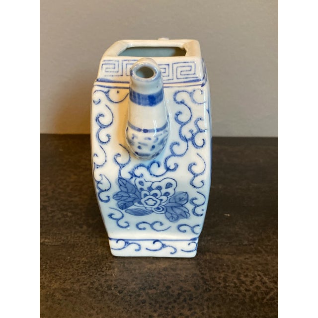 Vintage Chinoiserie Blue and White Porcelain Tea Pots - a Pair For Sale - Image 12 of 13