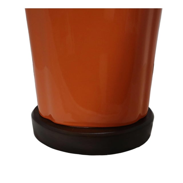 Late 20th Century Robert Abbey Orange Ceramic Table Lamp With Wooden Base and Finial For Sale - Image 10 of 11