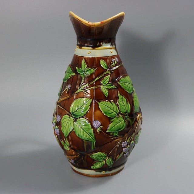 Ceramic Minton Majolica Blackberry Jug For Sale - Image 7 of 12