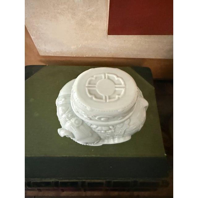 Vintage Wildwood Celadon Elephant Jar | 1979 Limited Edition Ceramic | Asian Inspired Decor For Sale - Image 10 of 12