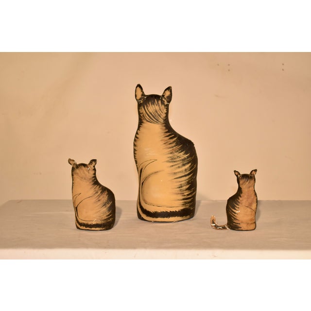 American Set of Three Hand Painted Canvas Carnival Cats, 20th Century For Sale - Image 3 of 10