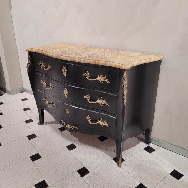 Louis XV Commode, Paris, France, 1900s For Sale - Image 12 of 18