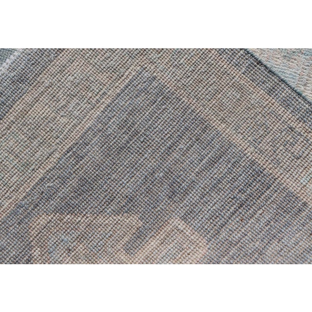 Medallion Designed Modern Oushak With Blue Background and Cream Border 2'7 X 3'11 For Sale - Image 9 of 9