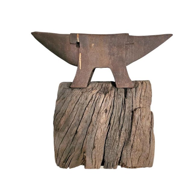 Blacksmith's Anvil on Tree Stump, 19th Century For Sale - Image 4 of 9