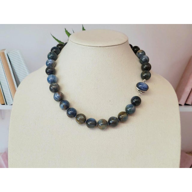 Blue Kyanite Beaded Necklace With Sterling Silver Kyanite Clasp For Sale - Image 4 of 8