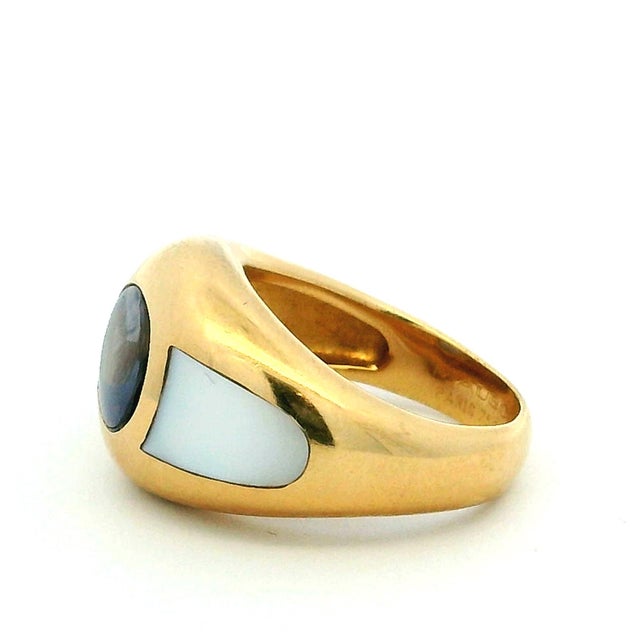 Metal Vintage Mauboussin Paris 18k Yellow Gold Iolite & Mother-of-Pearl Dome Ring, Size 5 For Sale - Image 7 of 11