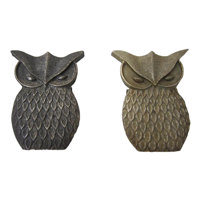 Vintage MCM Owl Paper Clip Wall Hangers, Pair For Sale