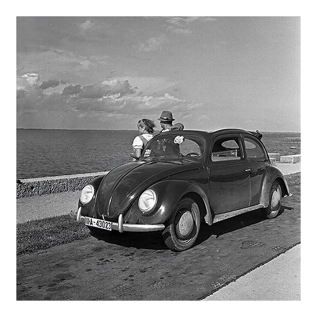 Traveling to the Seaside in the Volkswagen Beetle, Germany, 1937, Printed 2021 For Sale