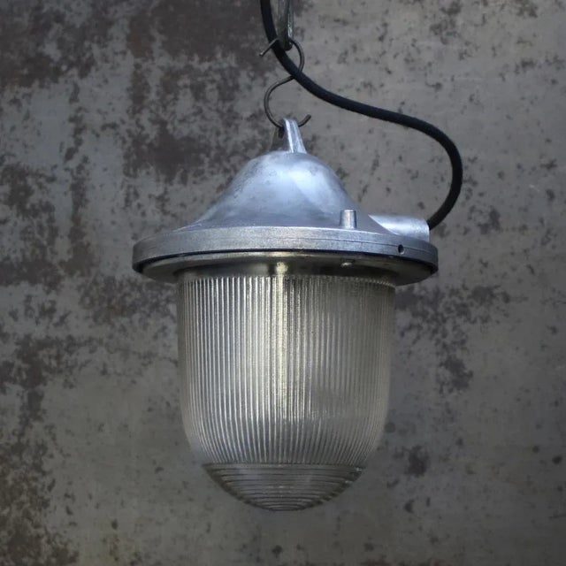 Vintage Industrial Silver Metal and Glass Pendant Lamp from Holophane For Sale - Image 4 of 7