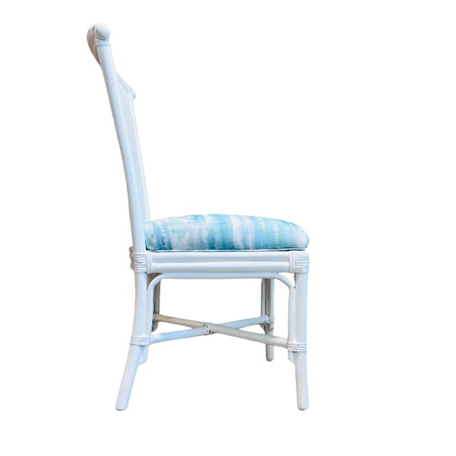 Mid-Century Modern 4 White Woven Back Dining Chairs With Watercolor Fabric For Sale - Image 3 of 6