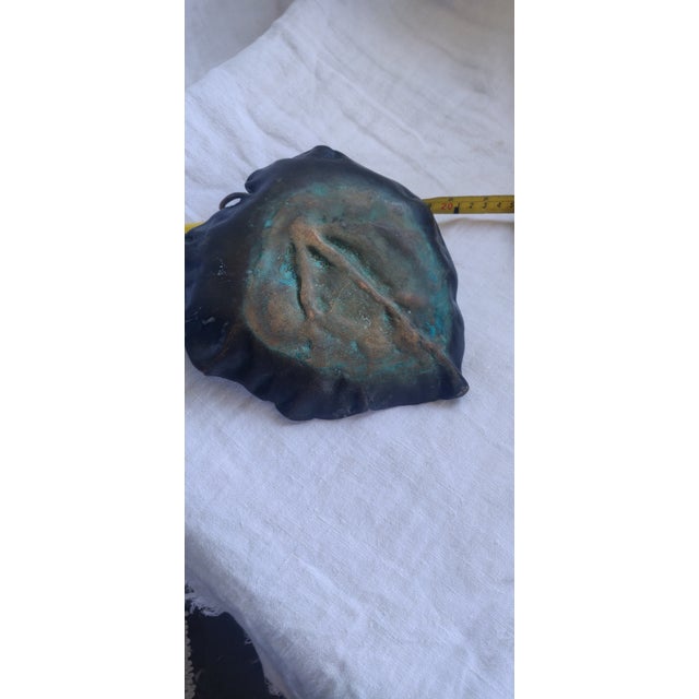 Mid-Century Modern Fabulous Brass Vintage Ash Tray/Catral Heart Shaped Leaf Motif Embossed. For Sale - Image 3 of 6