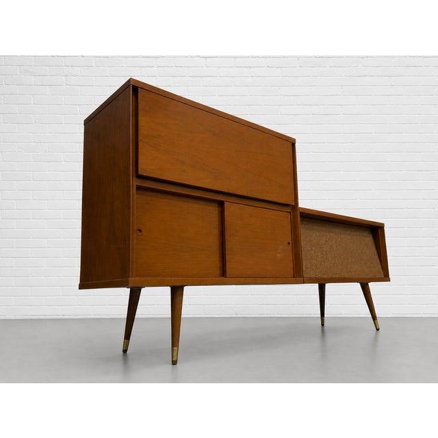 Vintage Mid Century Modern Bar Cabinet | Credenza Console | Liquor Cabinet, C. 1960’s For Sale - Image 11 of 18