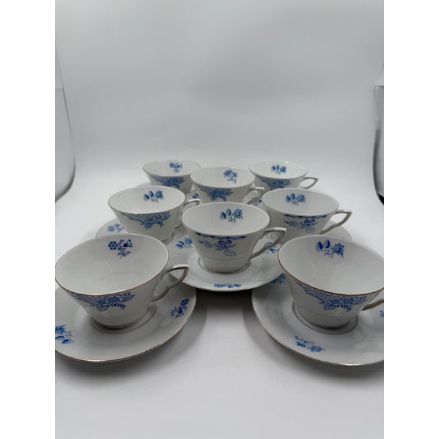 1920s Art Deco Blue Blossom 1382 Service for 8 from Hutschenreuther Arzberg, 1920s, Set of 24 For Sale - Image 5 of 18