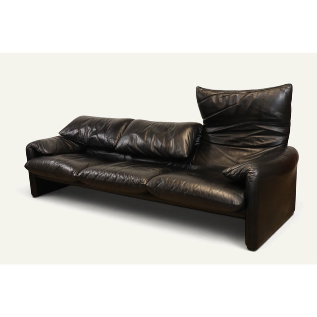 Mid-Century Modern Maralunga 3-Seater Sofa in Black Leather by Vico Magistretti for Cassina, 1970s For Sale - Image 3 of 18