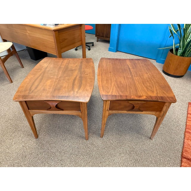 Pair of Mid Century Modern Rosewood and Walnut Side Tables Attributed to Kent Coffey From the Perspecta Line For Sale - Image 11 of 12