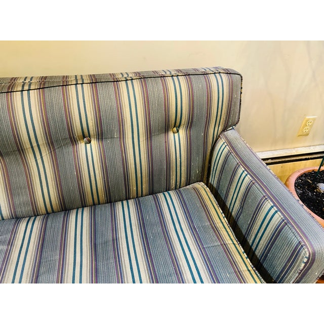Dunbar Furniture A Pair of Mid-Century Sofas, Attributed to Dunbar For Sale - Image 4 of 4