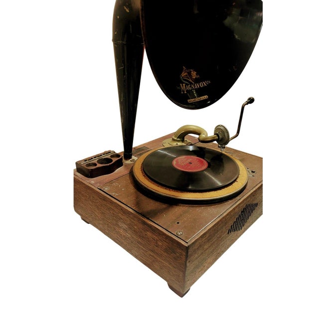 Victor Antique Magnavox Gramophone Vitrola Victor Record Player 1920 For Sale - Image 4 of 9