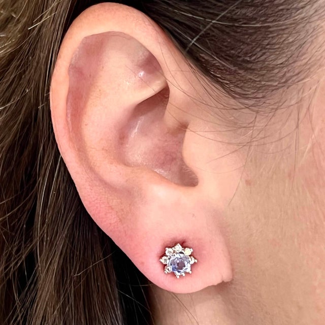Metal Natural Sapphire Diamond Halo Stud Earrings 14k WG 1.02 TCW Certified For Sale - Image 7 of 10