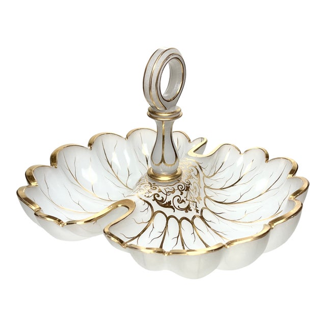 19th Century French Gilded Opalescent White Glass Fruit Bowl For Sale