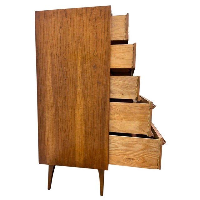 Brown Vintage Mid-Century Modern Matching Dresser Set - 9-Drawer Low Dresser & Highboy With Sculpted Integrated Pulls and Dovetail Drawers, 2 Pieces For Sale - Image 8 of 11