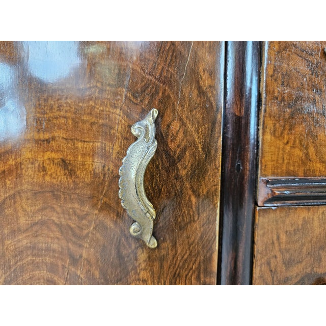 Chippendale Dressing Table in Walnut Burl and Brass, 1940 For Sale - Image 9 of 18