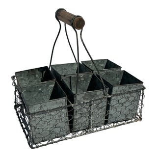 1970s Rustic French Farmhouse Handled Chicken Wire Basket/Caddy With (6) Galvanized Metal Inserts For Sale