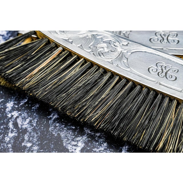 Beautiful Pair Ornate Sterling Silver Antique Clothing Brushes Leather Case Vanity Dresser Home Decor For Sale In New York - Image 6 of 15