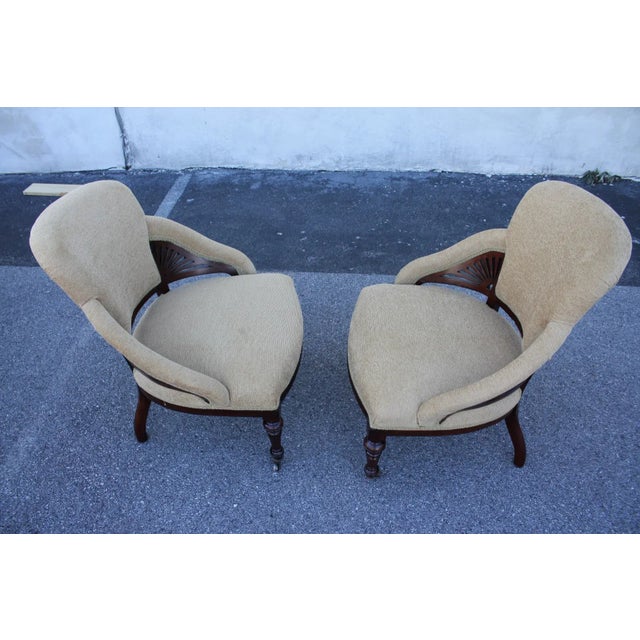 Victorian 19th Century Pair of American Victorian Mahogany Side End Chairs on Casters For Sale - Image 3 of 9