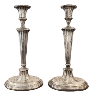 English Silver Candlesticks, 1901, Set of 2