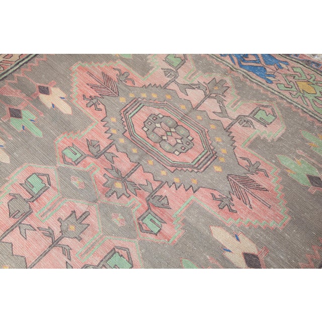 Semi-Antique Caucasian Sumak Kilim – Handwoven Tribal Flatweave With Medallion and Geometric Borders -6' 2'' X 10' 6'' For Sale - Image 12 of 13