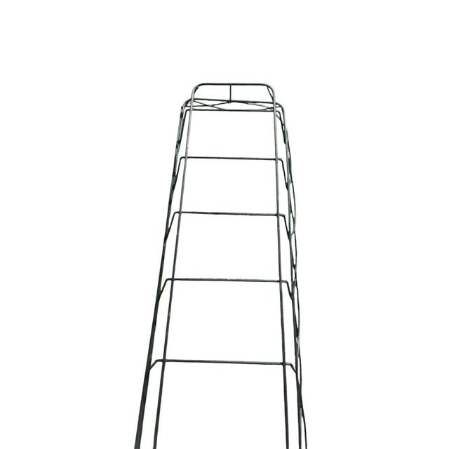 Black Mid-20th Century Black Metal Wire Wall Baskets Pair Industrial Farmhouse For Sale - Image 8 of 11