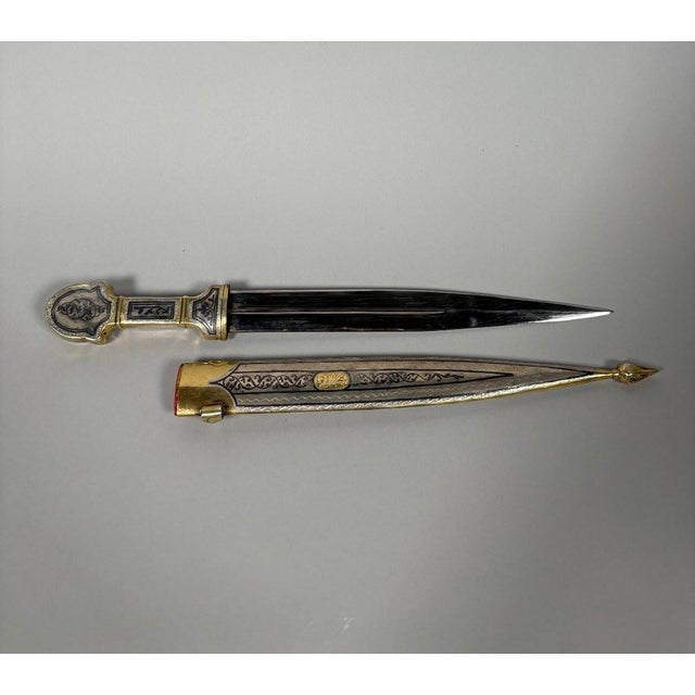 Kindjal dagger from the Caucasus, Russian Empire, in silver and vermeil, 19th century For Sale - Image 4 of 7