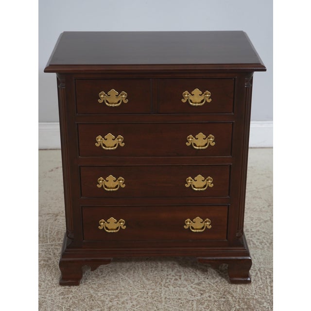 Age: C.1998 Details: Georgian Style Mahogany Dovetailed Drawer Construction High Quality Construction Quarter Column Sides...