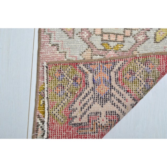 Ethnic Oushak Mid 20th Century Carpet For Sale - Image 4 of 5