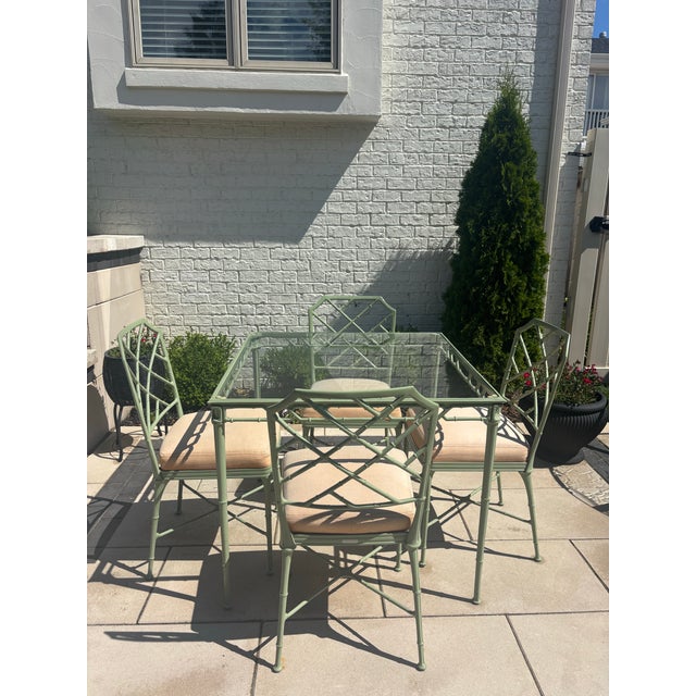 1970s Vintage Powder Coated Brown Jordan Green Calcutta Chinoiserie Patio Dining Set For Sale - Image 5 of 12