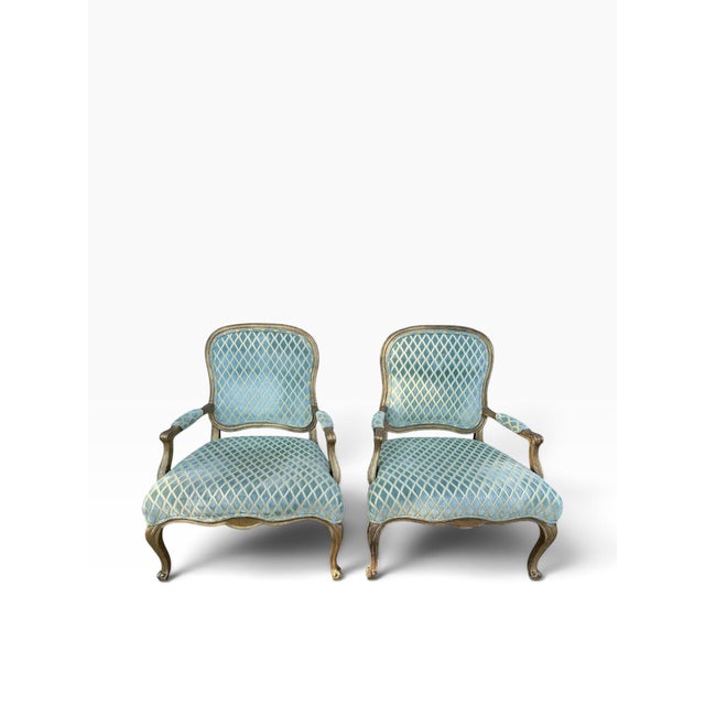 Tomlinson / Erwin - Lambeth Vintage Tomlinson/Erwin-Lambeth French Louis XV Style Giltwood Armchairs - A Pair For Sale - Image 4 of 18