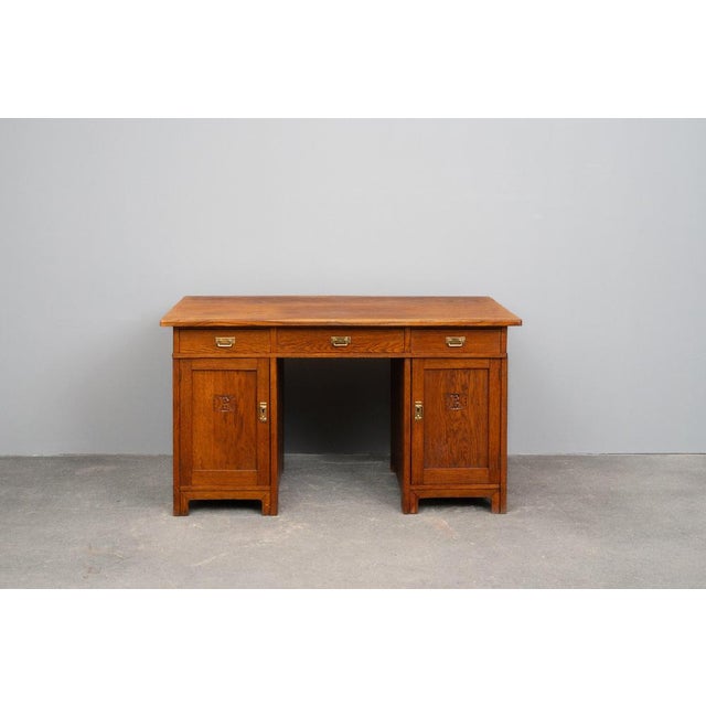 Desk Period & Style: Art Nouveau - Early 20th Century Features - Representative and practical piece of furniture with...