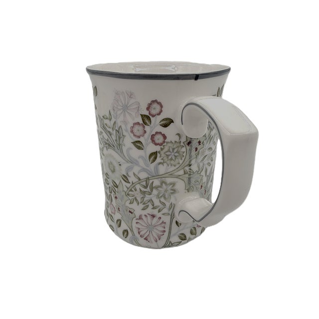 2020s Morris & Co Porcelain Mugs in Iconic William Morris "Sweet Briar" Botanical Motif - Set of 4 For Sale - Image 5 of 8
