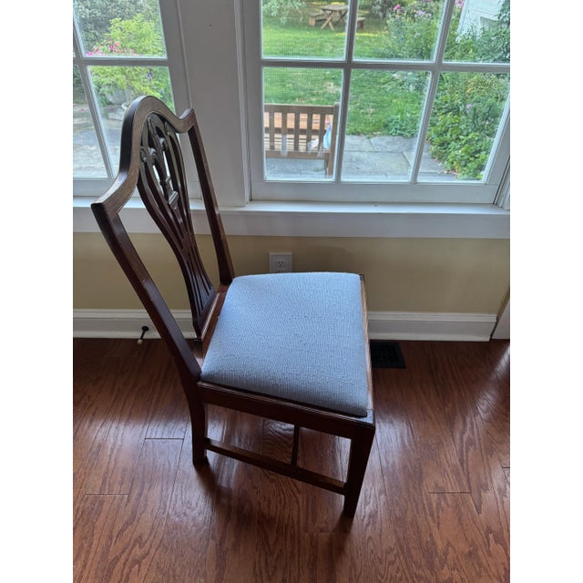 Antique English Mahogany Dining Table & 14 Chairs, Expands to Seat 14 For Sale - Image 12 of 18
